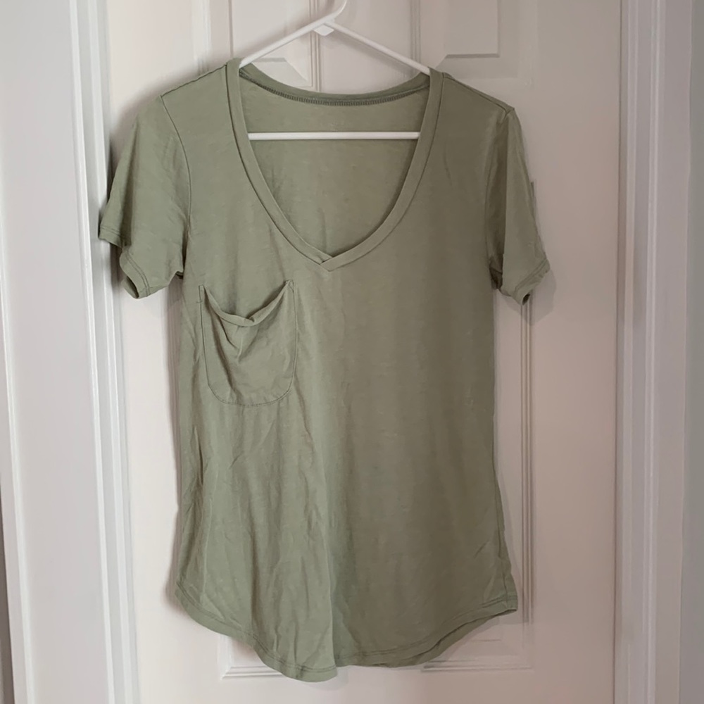 Pocket tee shirt